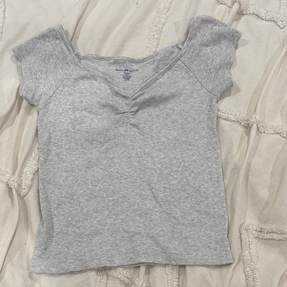 Brandy Melville grey ribbed top - Picture 4 of 5